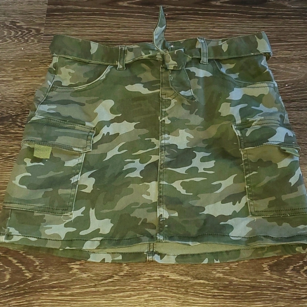 Justice Skirt with belt